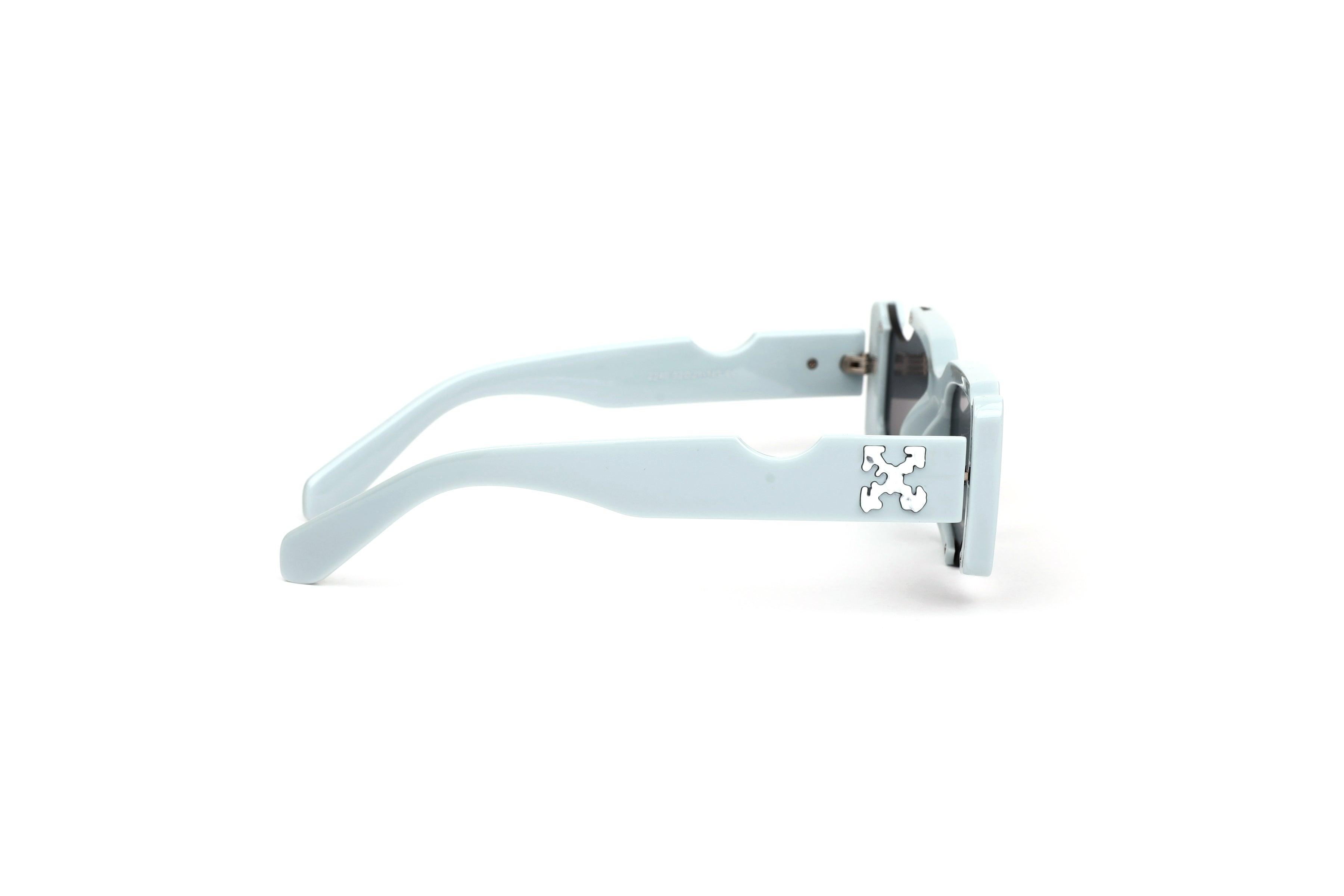 Cut-Out Detail Light Blue Rectangular Sunglasses