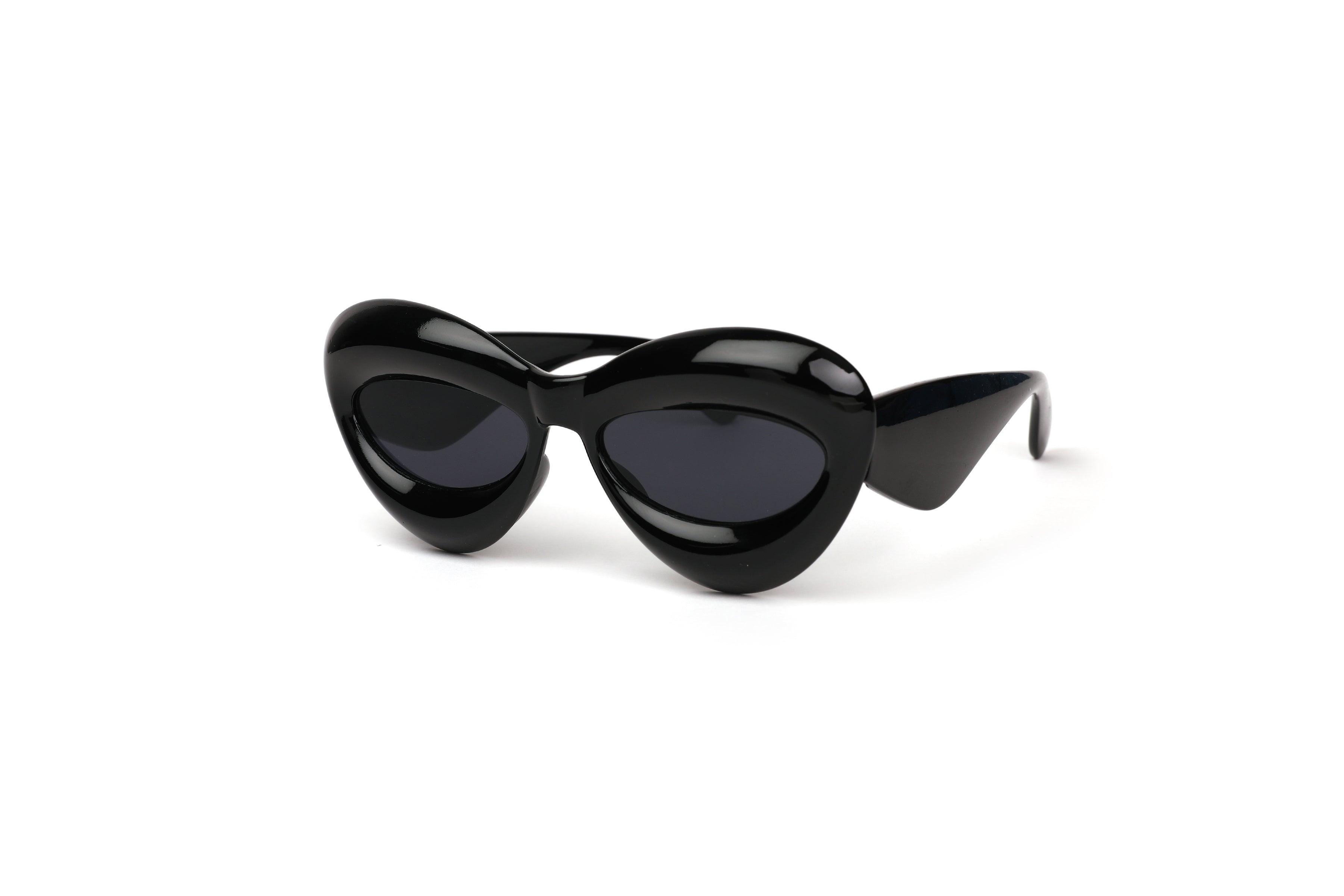 Black Heart Bubble Sunglasses Solid Black
