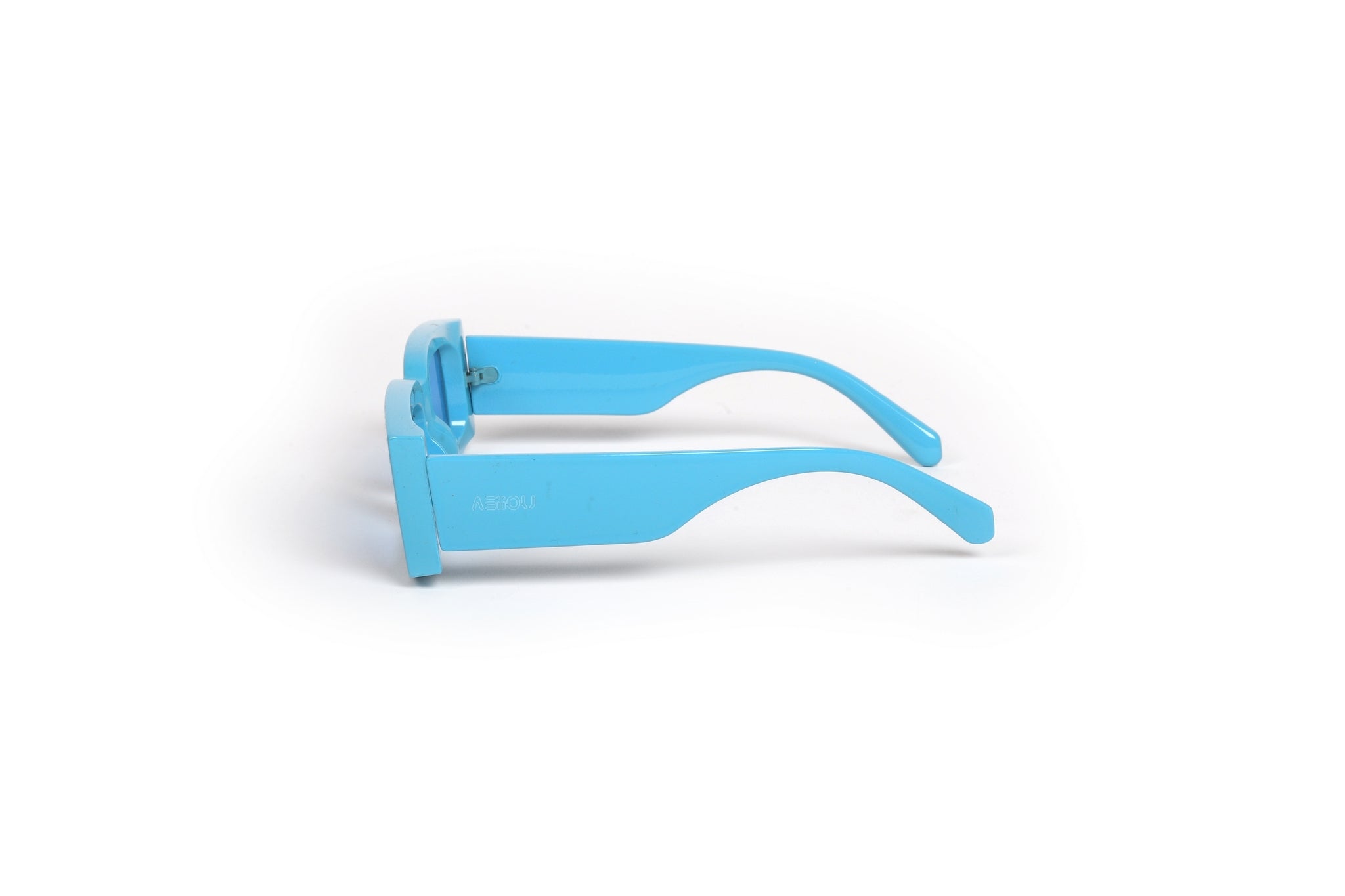 Tropical Hues Sunglasses (Retro & Trendy)